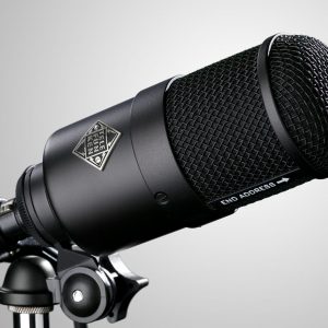 Telefunken M82 1 broadcastnews.gr m82 side 1 scaled